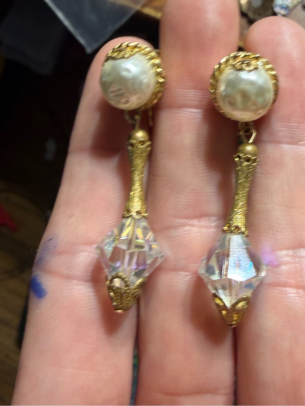 Vintage  Gold Tone Crystal Drop Earrings with Pearl and Crystal